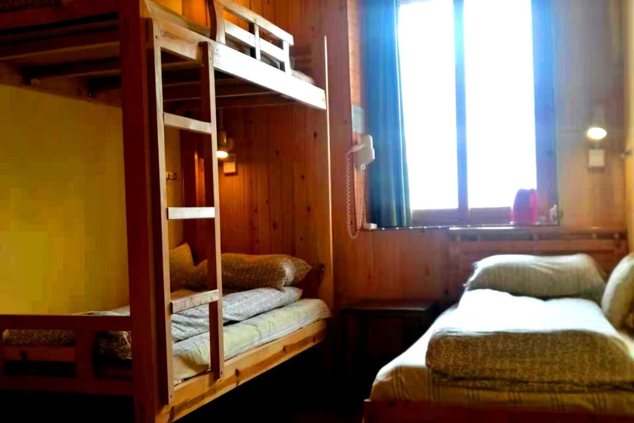 Shangri-La Lao Shay Youth Hostel Bagian luar foto