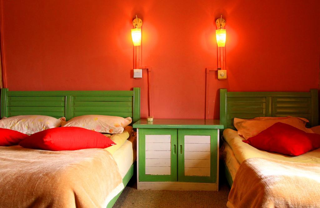 Shangri-La Lao Shay Youth Hostel Bagian luar foto