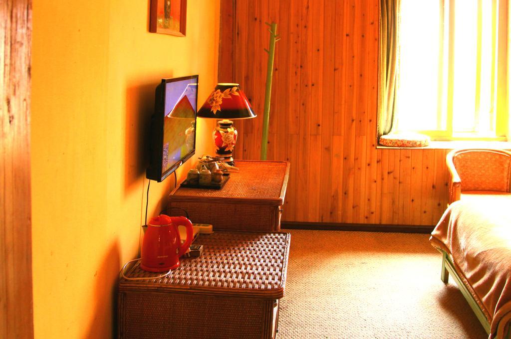 Shangri-La Lao Shay Youth Hostel Bagian luar foto