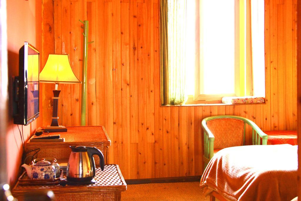 Shangri-La Lao Shay Youth Hostel Bagian luar foto