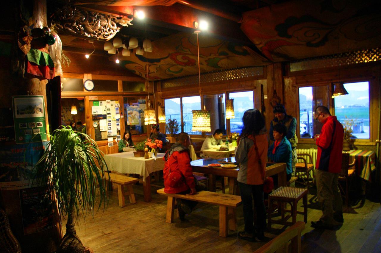 Shangri-La Lao Shay Youth Hostel Bagian luar foto